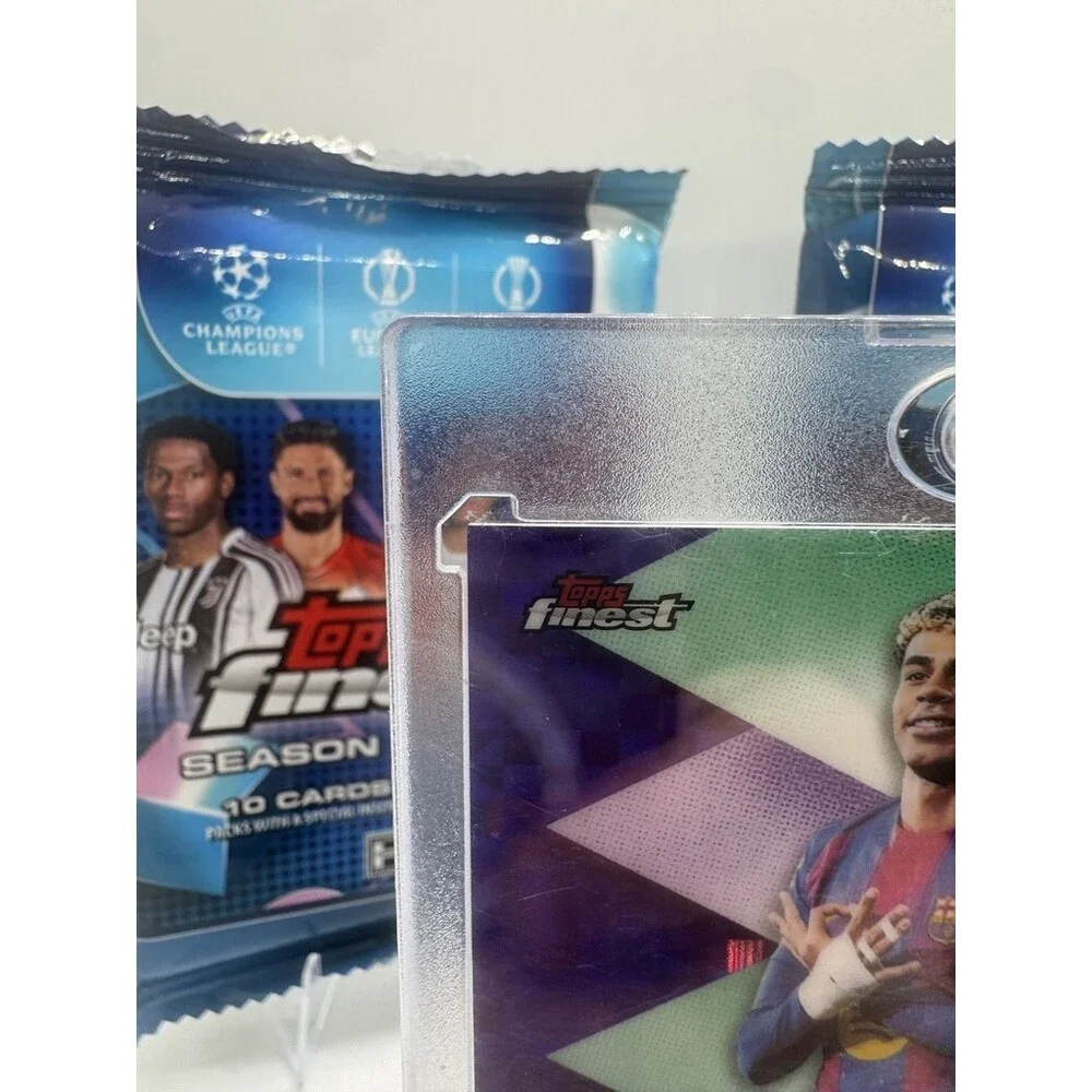 Topps 2026 Topps Finest UEFA Lamine Yamal FC Barcelona #446 42/75